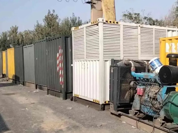 文县200KW柴油发电机机组每小时油耗是多少?
